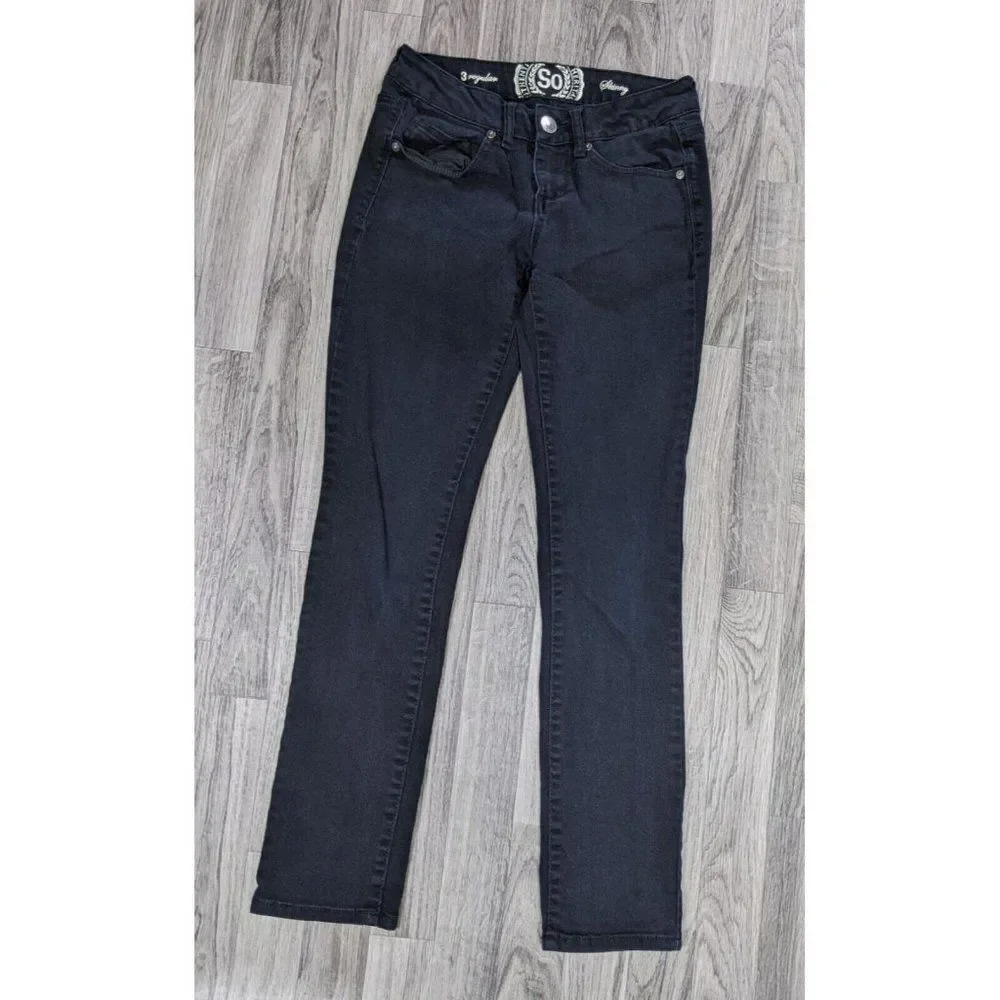 (3/$35) SO Juniors Size 3‎ Regular Skinny Embroidered Pockets Black Denim Jeans